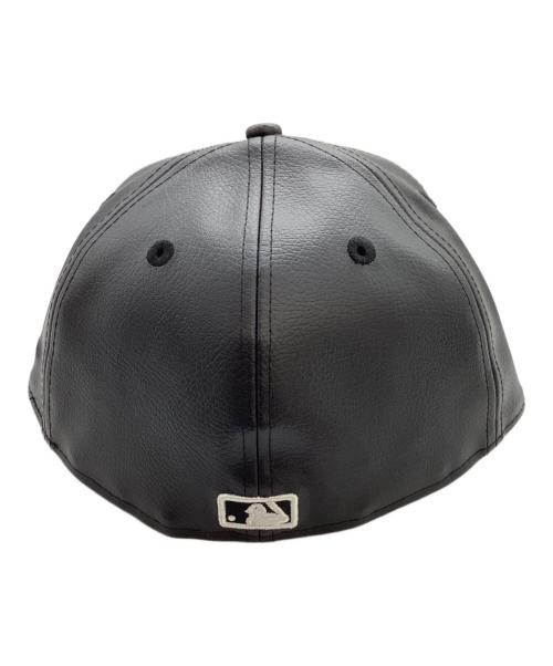New Era（ニューエラ）New Era (ニューエラ) フェイクレザーラインストーンキャップ ブラック サイズ:7　3/8　（58.7cm）の古着・服飾アイテム