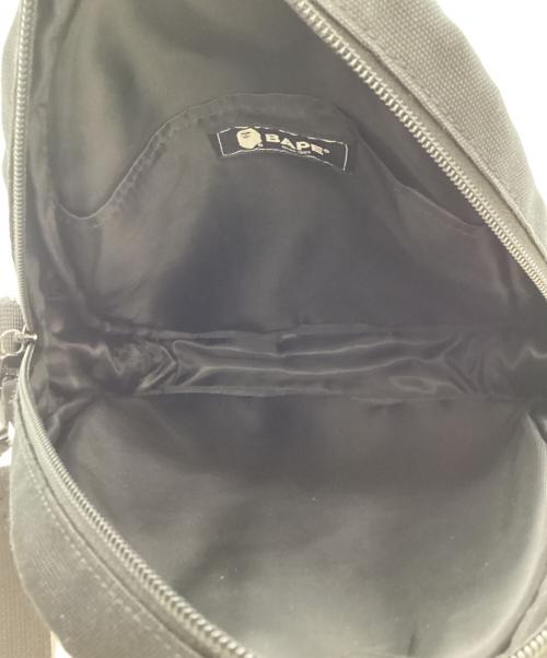 A BATHING APE（ア ベイシング エイプ）A BATHING APE (ア ベイシング エイプ) シャークショルダーバッグ / 001SGK301005M ブラックの古着・服飾アイテム