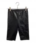 MM6 Maison Margielaエムエムシックスメゾンマルジェラ）の古着「フェイクレザー ストレッチショートパンツ / S52MU0088」｜ブラック