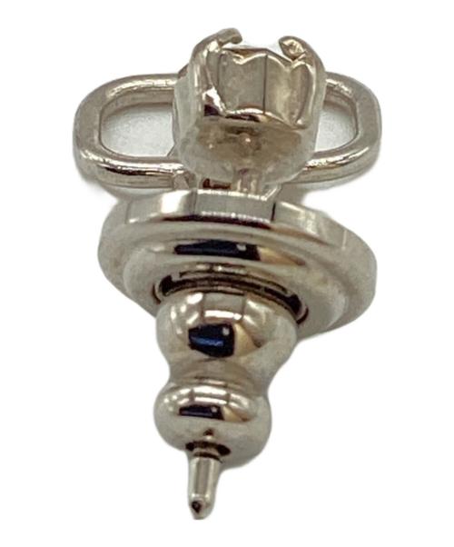 VALENTINO（ヴァレンティノ）VALENTINO (ヴァレンティノ) Vロゴ / シグネチャー メタル×スワロフスキークリスタル ピアス シルバーの古着・服飾アイテム