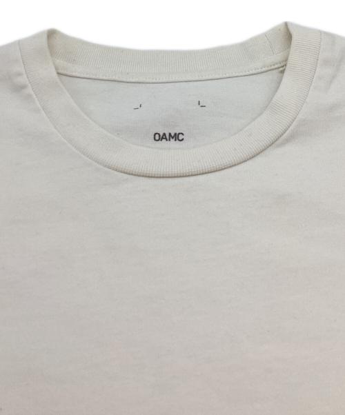 OAMC（オーエーエムシー）OAMC (オーエーエムシー) バックプリントTシャツ　OAMR709267 ホワイト サイズ:Sの古着・服飾アイテム