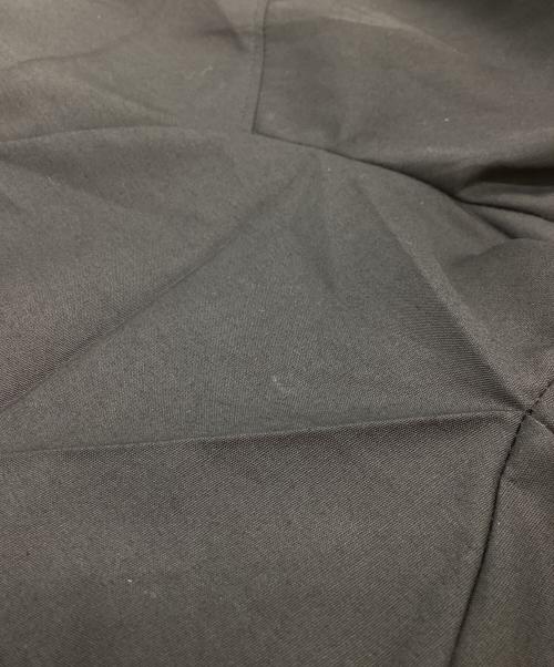 JUNYA WATANABE COMME des GARCONS（ジュンヤワタナベ コムデギャルソン）JUNYA WATANABE COMME des GARCONS ((ジュンヤワタナベ コムデギャルソン) プリーツ加工ショートシャツ ブラック サイズ:Sの古着・服飾アイテム