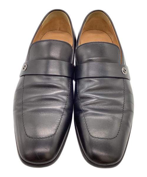 GUCCI（グッチ）GUCCI (グッチ) インターロッキングG ローファー　256600 ブラック サイズ:7 1/2の古着・服飾アイテム