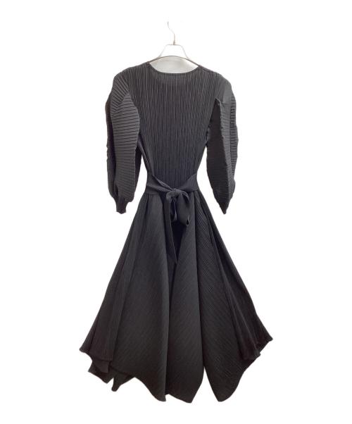 ebony eyes（エボニーアイズ）ebony eyes (エボニーアイズ) ebony eyes / エボニーアイズ / 変形プリーツワンピース ブラック サイズ:M-Lの古着・服飾アイテム