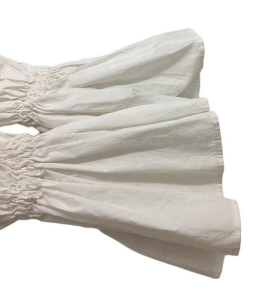 ETRE TOKYO（エトレトウキョウ）ETRE TOKYO (エトレトウキョウ) キャンディースリーブタックシャツ / 1222510044 ホワイト サイズ:FREEの古着・服飾アイテム