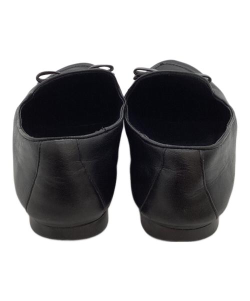 Salvatore Ferragamo（サルヴァトーレ フェラガモ）Salvatore Ferragamo (サルヴァトーレ フェラガモ) LESLEYリボンローファー / 40759 ブラック サイズ:6 1/2の古着・服飾アイテム