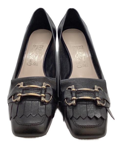 Salvatore Ferragamo（サルヴァトーレ フェラガモ）Salvatore Ferragamo (サルヴァトーレ フェラガモ) ガンチーニフリンジパンプス ブラック サイズ:7の古着・服飾アイテム