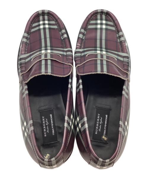 Gosha Rubchinskiy（ゴーシャラブチンスキー）Gosha Rubchinskiy (ゴーシャラブチンスキー) BURBERRY (バーバリー) ノヴァチェックローファー バイオレット サイズ:41の古着・服飾アイテム