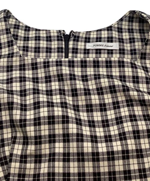 pomme d'amour（ポム ダムール）pomme d'amour (ポム ダムール) side ribbon onepiece / サイドリボンワンピース ベージュ サイズ:FREEの古着・服飾アイテム