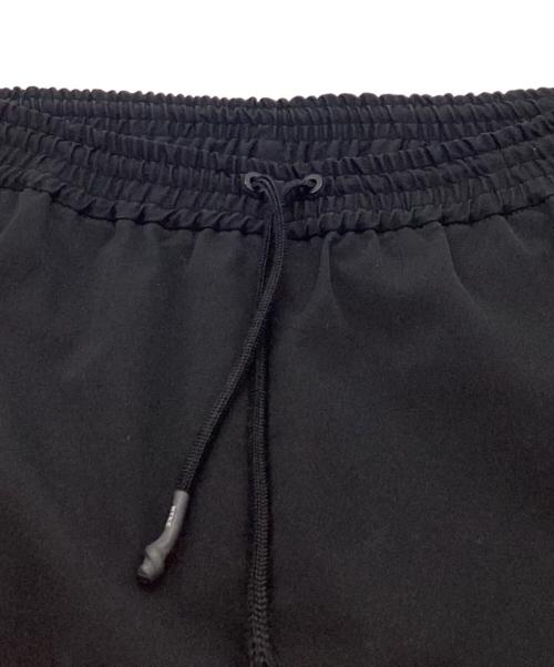 HYKE（ハイク）HYKE (ハイク) HYKE / ハイク / TASLAN TAPERED PANTS / 231-13232 ブラック サイズ:4の古着・服飾アイテム