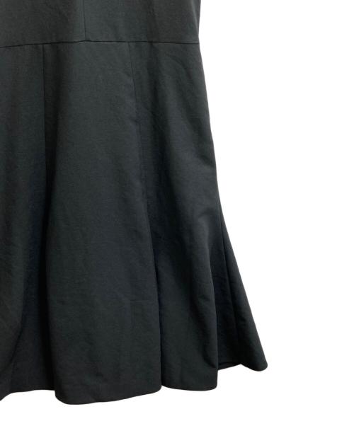 LANVIN en Bleu（ランバンオンブルー）LANVIN en Bleu (ランバンオンブルー) アムンゼンドレープネックフレアワンピース / 3476305 ブラック サイズ:38の古着・服飾アイテム