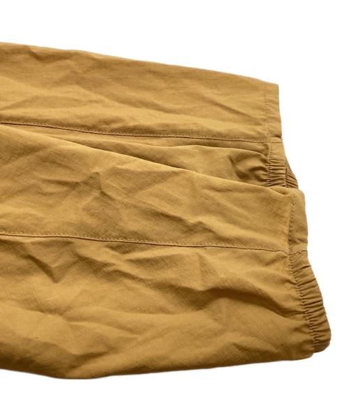 ARC'TERYX（アークテリクス）ARC'TERYX (アークテリクス) SQUAMISH HOODY / スコーミッシュフーディ / ナイロンジャケット / 25172-123066 ベージュ サイズ:Sの古着・服飾アイテム