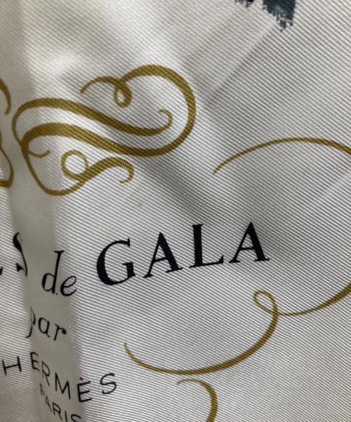 HERMES（エルメス）HERMES (エルメス) ブリッド・ドゥ・ガラ　カレ90 / Brides de Gala ブルーの古着・服飾アイテム