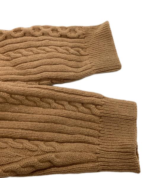 maison kitsune（メゾンキツネ）MAISON KITSUNE (メゾンキツネ) マルチカラーボーダーケーブルセーター　NM00804KH0001 ベージュ サイズ:Mの古着・服飾アイテム