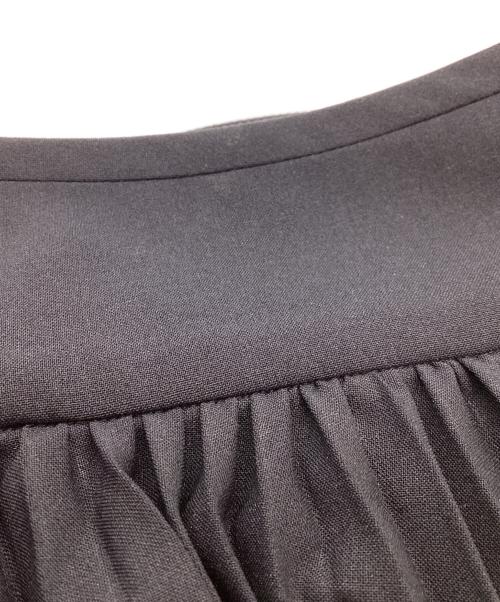 Mame Kurogouchi（マメクロゴウチ）mame kurogouchi (マメクロゴウチ) 22AW / Curved Pleated Flared Skirt / カーブプリーツフレアスカート / MM22FW-SK042  ネイビー サイズ:2の古着・服飾アイテム