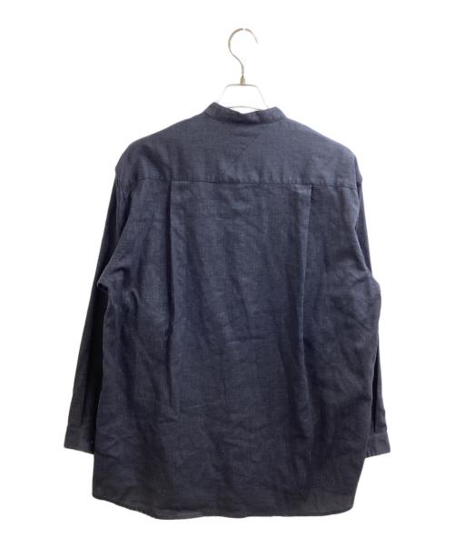 WHITE MOUNTAINEERING（ホワイトマウンテ二アニング）WHITE MOUNTAINEERING (ホワイトマウンテ二アニング) バンドカラーリネンシャツ / band color linen shirt / RW2271102 / 22SS ネイビーの古着・服飾アイテム