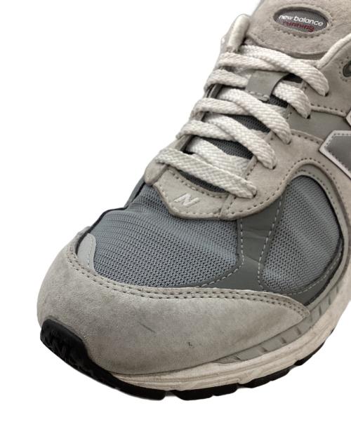 NEW BALANCE（ニューバランス）NEW BALANCE (ニューバランス) ローカットスニーカー / M2002RXJ グレー サイズ:26.5の古着・服飾アイテム