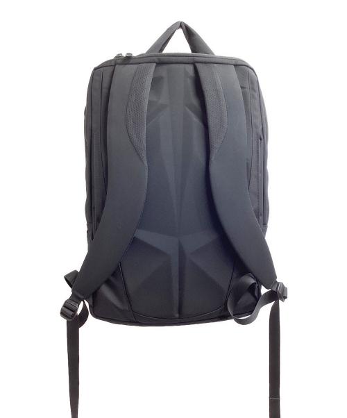 THE NORTH FACE（ザ ノース フェイス）THE NORTH FACE (ザ ノース フェイス) Shuttle DAYPACK / シャトル デイパック / NM81863 ブラックの古着・服飾アイテム