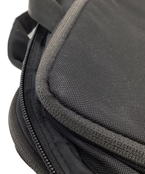 THE NORTH FACE（ザ ノース フェイス）THE NORTH FACE (ザ ノース フェイス) Shuttle DAYPACK / シャトル デイパック / NM81863 ブラックの古着・服飾アイテム