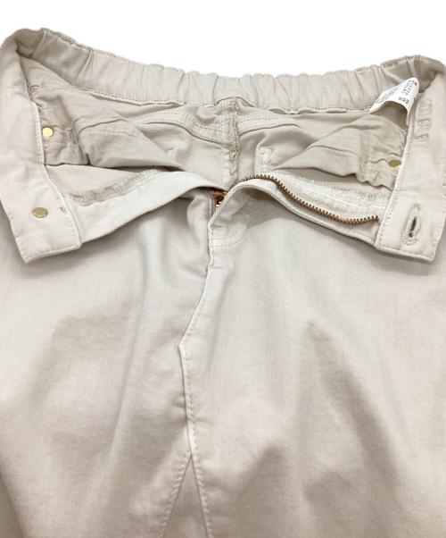 GOOD GRIEF!（グッドグリーフ）GOOD GRIEF! (グッドグリーフ) Line Fringe Hem Skirt / ラインフリンジヘムスカート / MXSR24L / L'Appartement ホワイト サイズ:2の古着・服飾アイテム