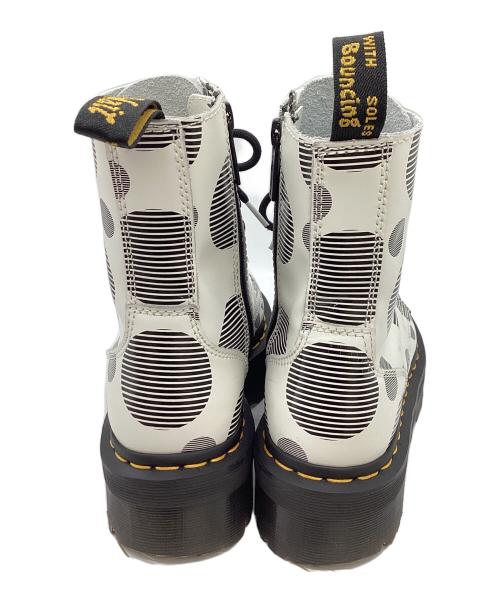 Dr.Martens（ドクターマーチン）Dr.Martens (ドクターマーチン) 8ホールブーツ ホワイト×ブラック サイズ:UK4の古着・服飾アイテム