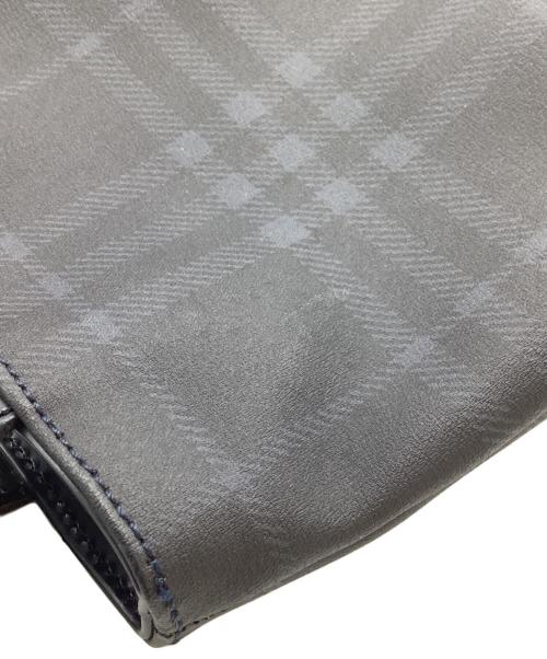 BURBERRY（バーバリー）BURBERRY (バーバリー) ハンドバッグ ネイビーの古着・服飾アイテム