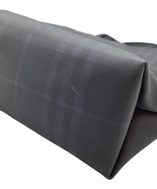 BURBERRY（バーバリー）BURBERRY (バーバリー) ハンドバッグ ネイビーの古着・服飾アイテム