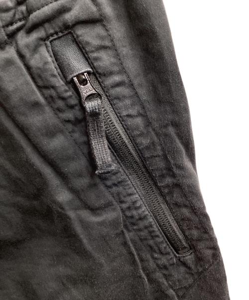 STONE ISLAND（ストーンアイランド）STONE ISLAND (ストーンアイランド) GHOST PIECE ガーメントダイショーツ / 7415L06F2 ブラック サイズ:30の古着・服飾アイテム