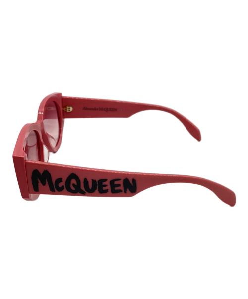 ALEXANDER McQUEEN（アレキサンダーマックイーン）ALEXANDER McQUEEN (アレキサンダーマックイーン) サングラス/AM0330S/SIZE 54□19-145 ピンク サイズ:SIZE 54□19-145の古着・服飾アイテム