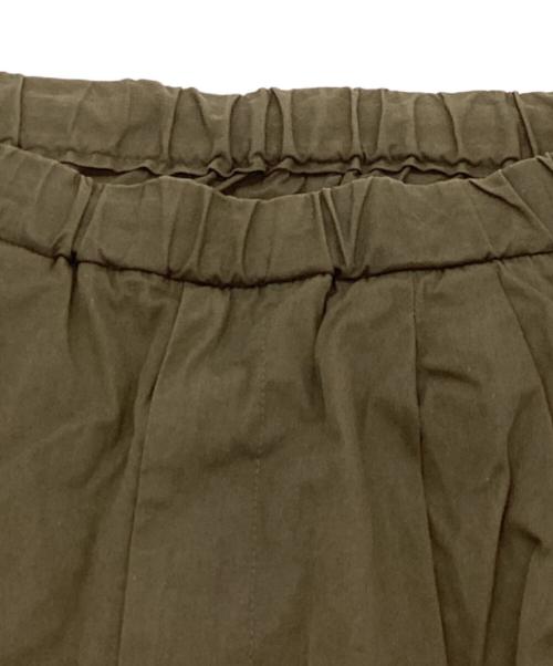 LAD MUSICIAN（ラッドミュージシャン）LAD MUSICIAN (ラッドミュージシャン) HIGH COUNT TWILL 3TUCK CROPPED / 2119-507 オリーブ サイズ:42の古着・服飾アイテム