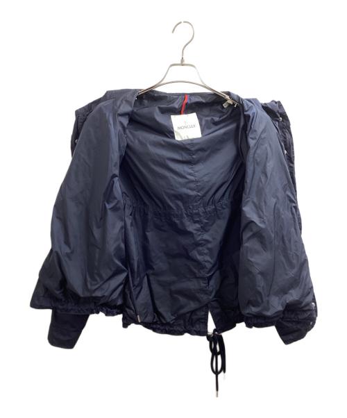 MONCLER（モンクレール）MONCLER (モンクレール) CHARENTES / ドルマンスリーブナイロンジャケット / 210934613905 ネイビーの古着・服飾アイテム