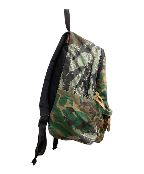 ANREALAGE（アンリアレイジ）ANREALAGE (アンリアレイジ) MEDICOM TOY (メディコム・トイ) パッチワークバックパック / MADE IN JAPAN グリーンの古着・服飾アイテム