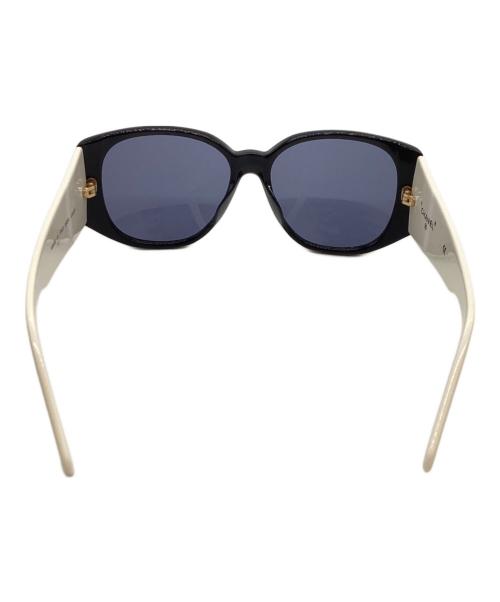 CHANEL（シャネル）CHANEL (シャネル) サングラス/05251 C0229 ホワイト×ブラックの古着・服飾アイテム