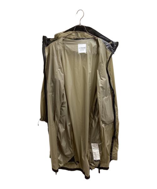 and wander（アンドワンダー）and wander (アンドワンダー) fly rain long coat　574-3111012 ベージュ サイズ:Sの古着・服飾アイテム
