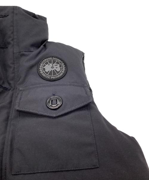 CANADA GOOSE（カナダグース）CANADA GOOSE (カナダグース) BEAMS (ビームス) 別注MONTRALダウンベスト / 3434JMB R ブラック サイズ:Mの古着・服飾アイテム