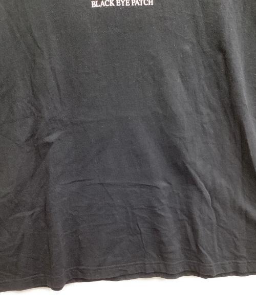 BlackEyePatch（ブラックアイパッチ）BlackEyePatch (ブラックアイパッチ) TIGHTBOOTH PRODUCTION (タイトブースプロダクション) 取扱注意プリント Tシャツ ブラック サイズ:Lの古着・服飾アイテム