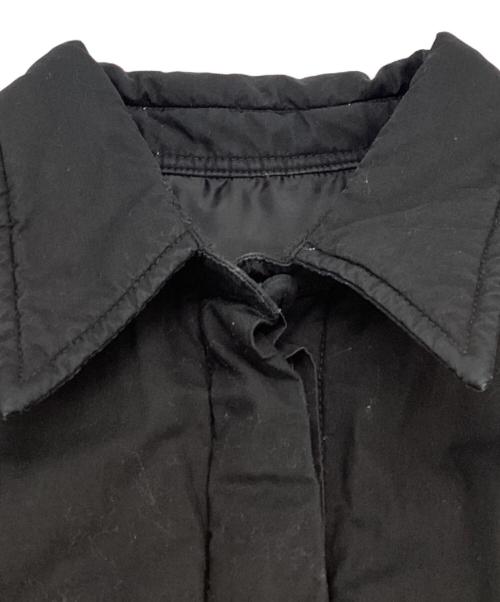MM6 Maison Margiela（エムエムシックスメゾンマルジェラ）MM6 Maison Margiela (エムエムシックスメゾンマルジェラ) ワンポイント刺繍中綿シャツジャケット/S62DL0009 S47294 ブラック サイズ:42の古着・服飾アイテム