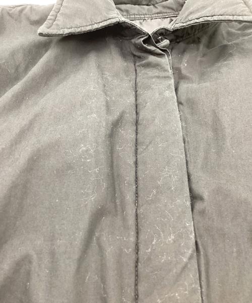 MM6 Maison Margiela（エムエムシックスメゾンマルジェラ）MM6 Maison Margiela (エムエムシックスメゾンマルジェラ) ワンポイント刺繍中綿シャツジャケット/S62DL0009 S47294 ブラック サイズ:42の古着・服飾アイテム