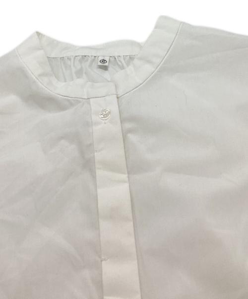 BEARDSLEY（ビアズリー）BEARDSLEY (ビアズリー) プリーツティアードブラウス　BEZ5031404A0003 ホワイト サイズ:FREEの古着・服飾アイテム