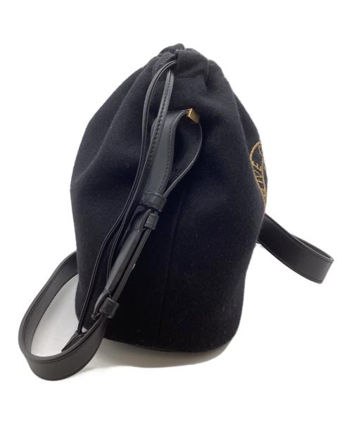 Saint Laurent Paris（サンローランパリ）Saint Laurent Paris (サンローランパリ) RIVE GAUCHE BUCKET BAG / リヴゴーシュ バケットバッグ / TCT710261 / 0124 ブラックの古着・服飾アイテム