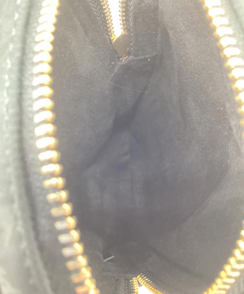 ANYA HINDMARCH（アニヤ・ハインドマーチ）ANYA HINDMARCH (アニヤ・ハインドマーチ) エッセンシャルズ・クロスボディバッグ ブラックの古着・服飾アイテム