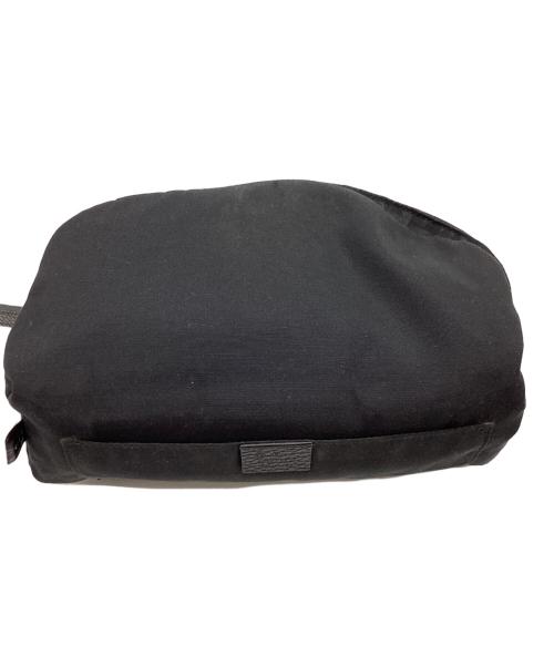 GUCCI（グッチ）GUCCI (グッチ) GGナイロン クロスボディバッグ ブラックの古着・服飾アイテム