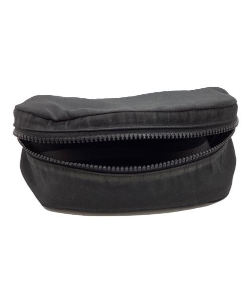 GUCCI（グッチ）GUCCI (グッチ) GGナイロン クロスボディバッグ ブラックの古着・服飾アイテム