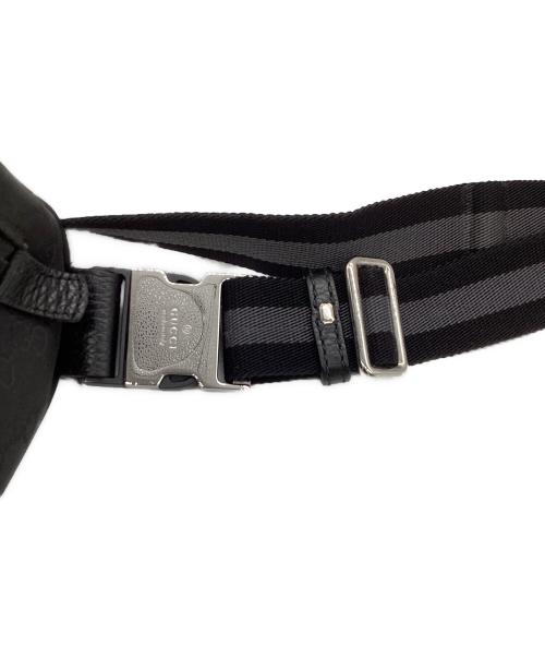 GUCCI（グッチ）GUCCI (グッチ) GGナイロン クロスボディバッグ ブラックの古着・服飾アイテム