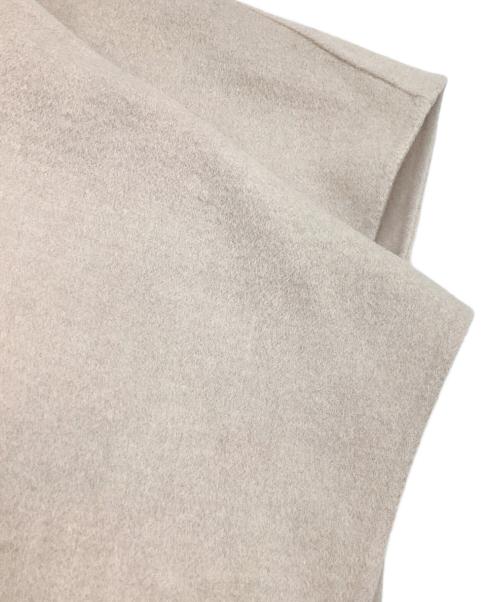 MUSE de Deuxieme Classe（ミューズ ドゥーズィエム クラス）MUSE de Deuxieme Classe (ミューズ ドゥーズィエム クラス) victorianポンチョ / 21020520403030 ベージュ サイズ:FREEの古着・服飾アイテム