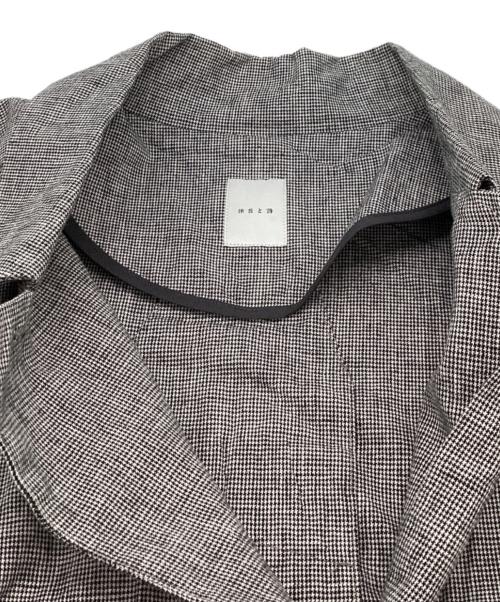 休日と詩（キュウジツトウタ）休日と詩 (キュウジツトウタ) コート / portom20043 グレー サイズ:-の古着・服飾アイテム