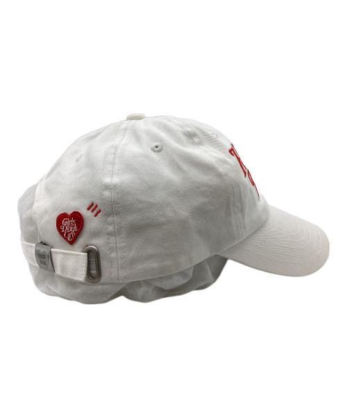 HUMAN MADE（ヒューマンメイド）HUMAN MADE (ヒューマンメイド) Girls Don’t Cry (ガールズ ドント クライ) GDC 6PANEL CAP / キャップ ホワイトの古着・服飾アイテム