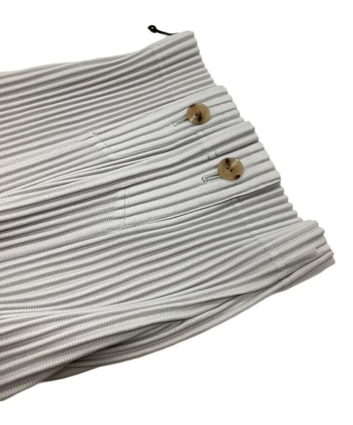 HOMME PLISSE ISSEY MIYAKE（オム プリッセ イッセイ ミヤケ）HOMME PLISSE ISSEY MIYAKE (オム プリッセ イッセイ ミヤケ) BASICS / ベーシックス / H5-JD401-11P5 グレー サイズ:3の古着・服飾アイテム
