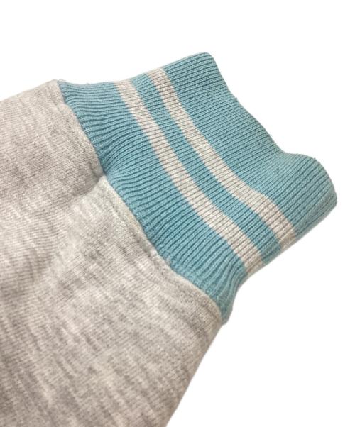 Champion REVERSE WEAVE（チャンピオン リバース ウィーブ）Champion REVERSE WEAVE (チャンピオン リバース ウィーブ) リブライン リバースウィーブスウェット　刺繍タグ USA製 90s グレー サイズ:Mの古着・服飾アイテム