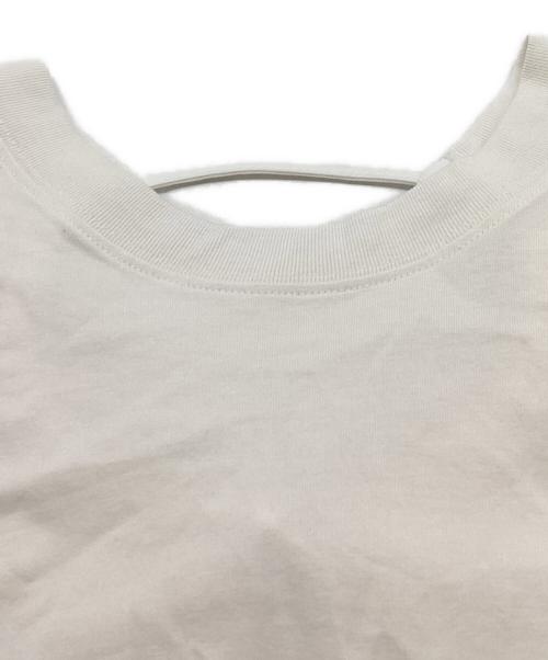 jacquemus（ジャックムス）jacquemus (ジャックムス) バックオープンカットソー ホワイト サイズ:Ｍの古着・服飾アイテム